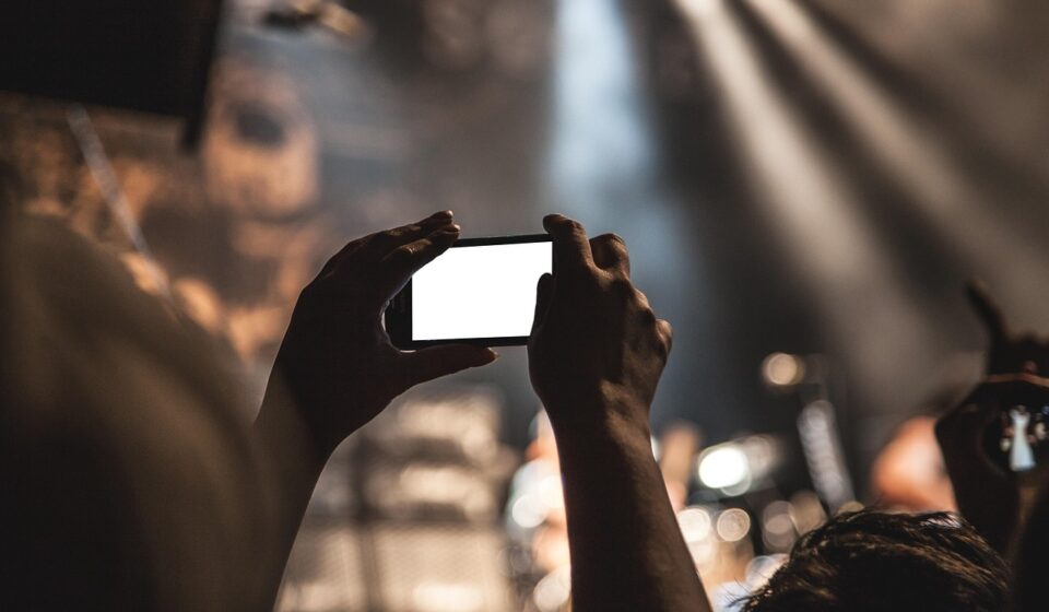 smartphone, hands, screen, phone screen, lcd screen, phone photography, taking pictures, audience, photography, filming, camera, fans, concert, mobile, people, crowd, smartphone, smartphone, audience, audience, photography, photography, filming, filming, camera, camera, camera, camera, camera, fans, concert, concert, concert, mobile, mobile, mobile, crowd, crowd