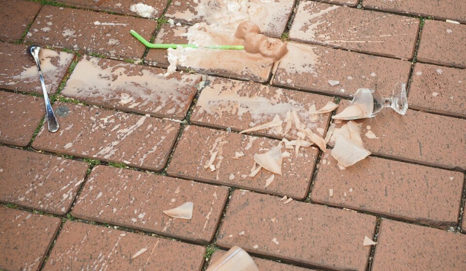 glass, broken, ice cream, drop, shards, destroyed, mess, what a pity, spoon, mess, mess, mess, mess, mess