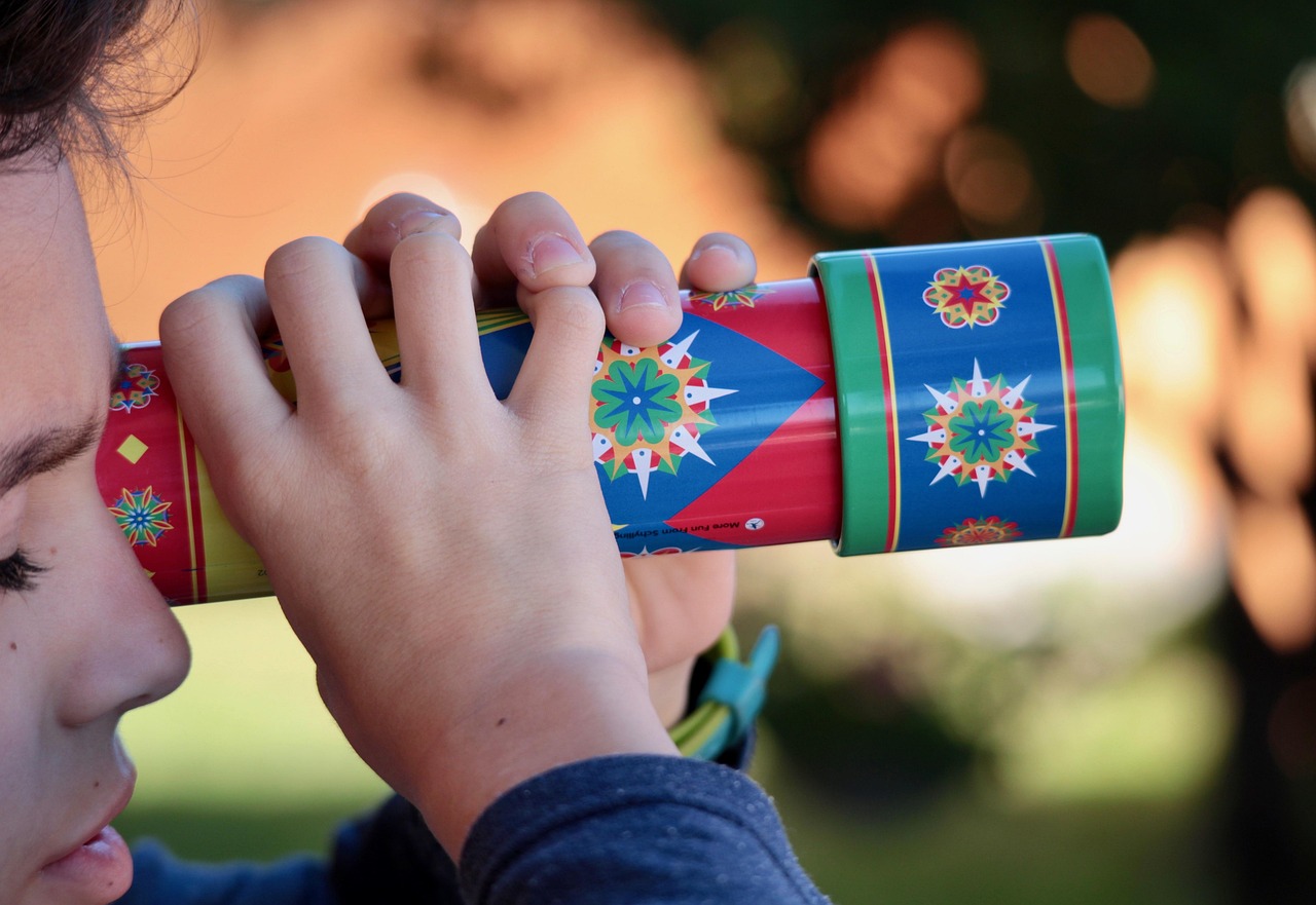 kaleidoscope, children's games, colors, fun, childhood, fantasia, games, children, joy, binoculars, kaleidoscope, kaleidoscope, kaleidoscope, kaleidoscope, kaleidoscope
